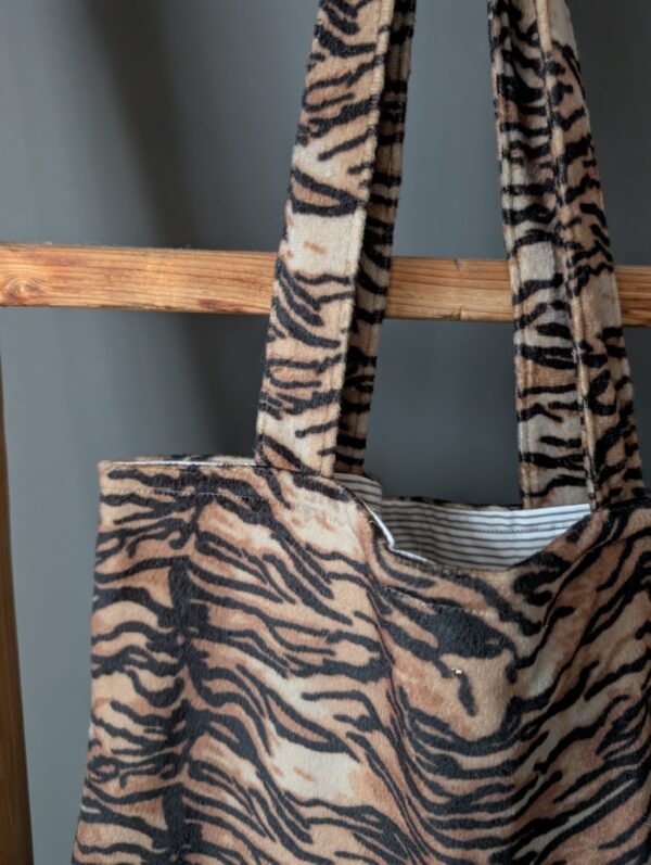 Tote Bag- animal print - imagine 3