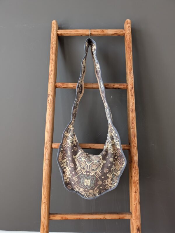Wavy crossbody bag - imagine 3