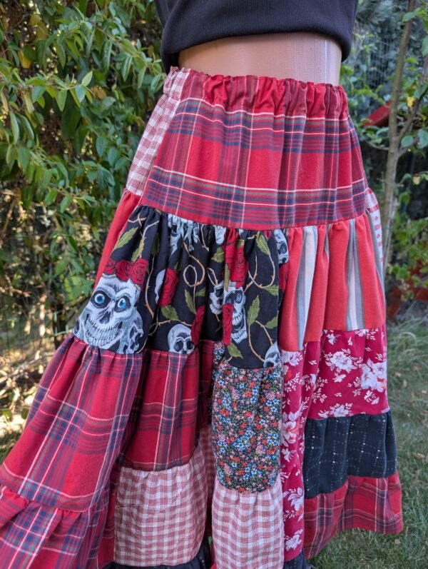 Fusta patchwork - red - imagine 2