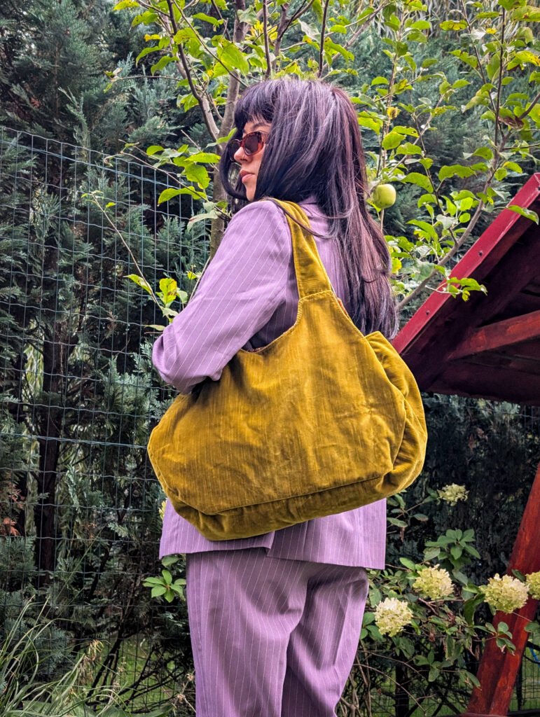 The Honeycomb bag - mustard velvet