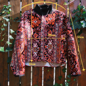 Geometric red - cropped