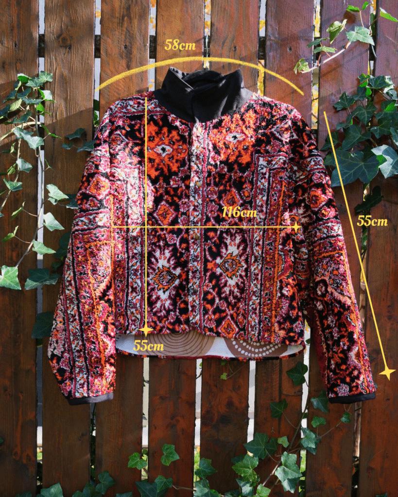 Geometric red - cropped