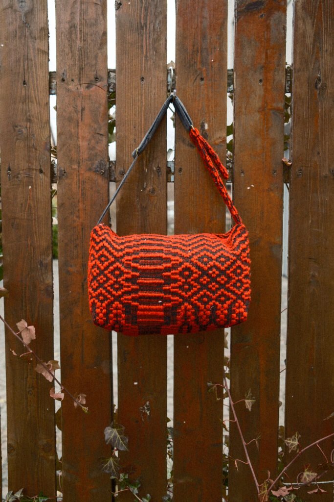 Boxy Bag - red wool