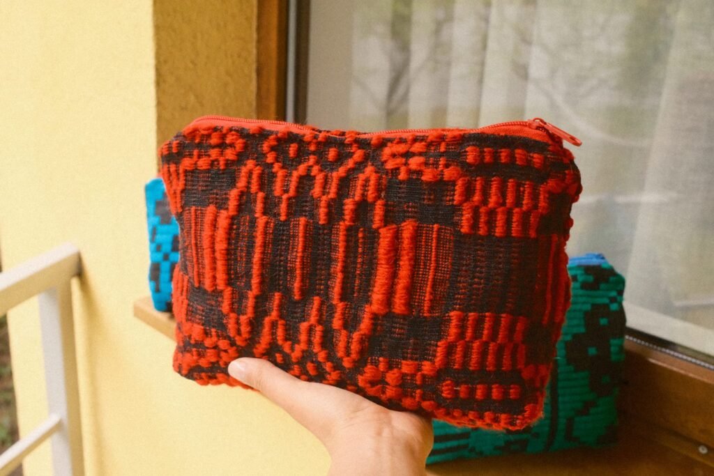 portfard/penar/clutch - red folk