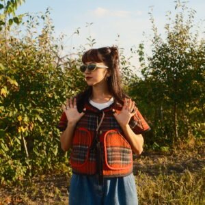 Blanket vest - red